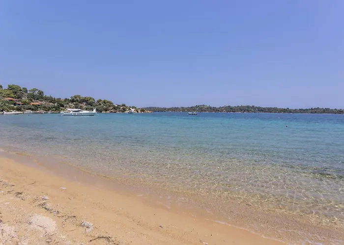 Egeo - Beachfront Paradise, Private Beach, Starlink, Bbq