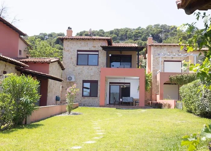 Villa Egeo - Beachfront Paradise, Private Beach, Starlink, Bbq *