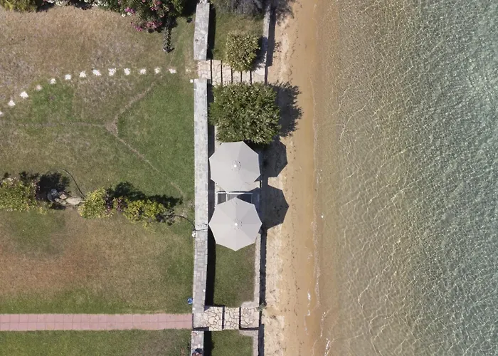 Egeo - Beachfront Paradise, Private Beach, Starlink, Bbq Vourvourou