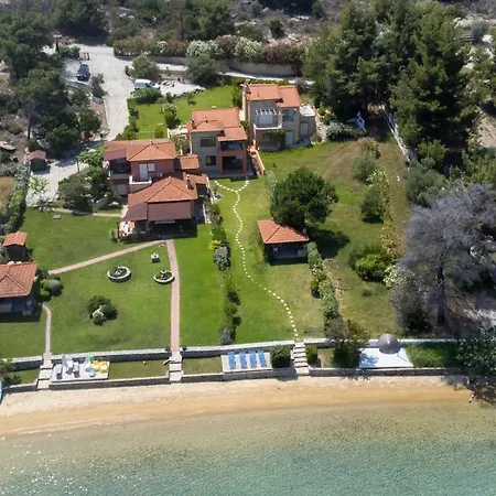 Egeo - Beachfront Paradise, Private Beach, Starlink, Bbq Villa Vourvourou