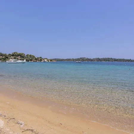 Egeo - Beachfront Paradise, Private Beach, Starlink, Bbq