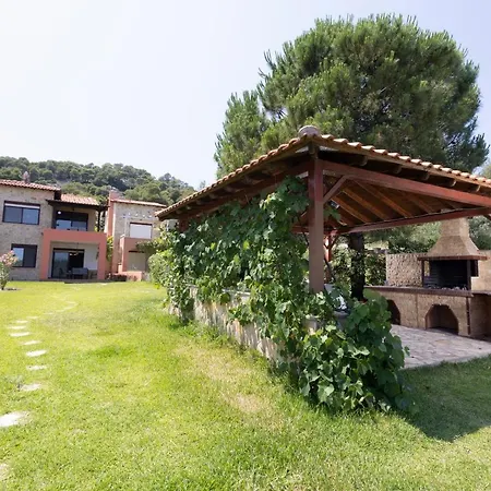 Egeo - Beachfront Paradise, Private Beach, Starlink, Bbq *