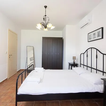 빌라 Egeo - Beachfront Paradise, Private Beach, Starlink, Bbq