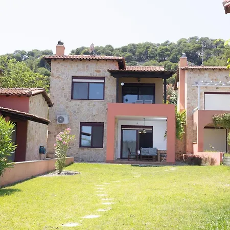 Villa Egeo - Beachfront Paradise, Private Beach, Starlink, Bbq *