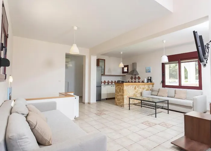 Egeo - Beachfront Paradise, Private Beach, Starlink, Bbq