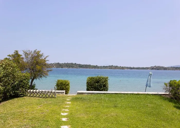 Egeo - Beachfront Paradise, Private Beach, Starlink, Bbq *