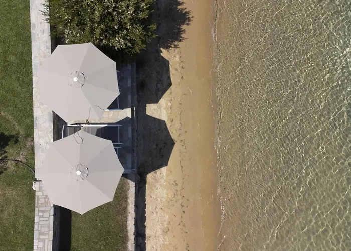 Villa Egeo - Beachfront Paradise, Private Beach, Starlink, Bbq *