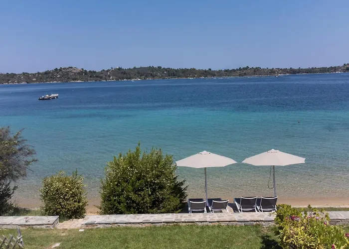 Egeo - Beachfront Paradise, Private Beach, Starlink, Bbq Villa *