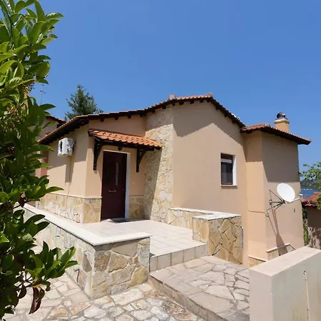 Egeo - Beachfront Paradise, Private Beach, Starlink, Bbq