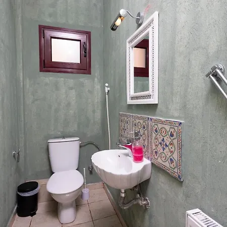 Egeo - Beachfront Paradise, Private Beach, Starlink, Bbq