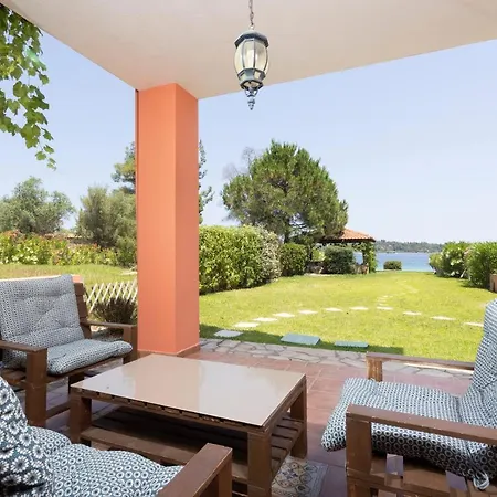 Egeo - Beachfront Paradise, Private Beach, Starlink, Bbq Villa