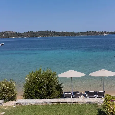 Egeo - Beachfront Paradise, Private Beach, Starlink, Bbq Villa *